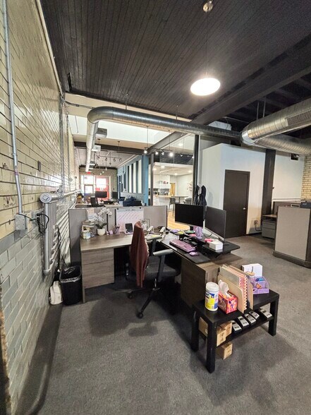 More Photos Of 1014 Morton St, Baltimore Office For Lease