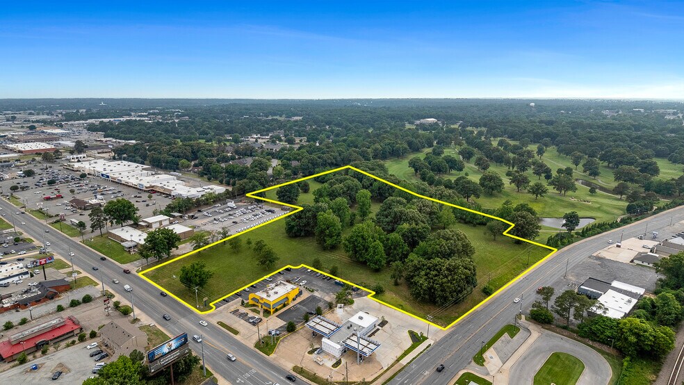 More Photos Of 901 S. Caraway Rd, Jonesboro Land For Sale