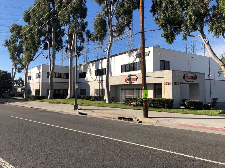 Primary Photo Of 6925 Atlantic Ave, Long Beach Warehouse For Lease
