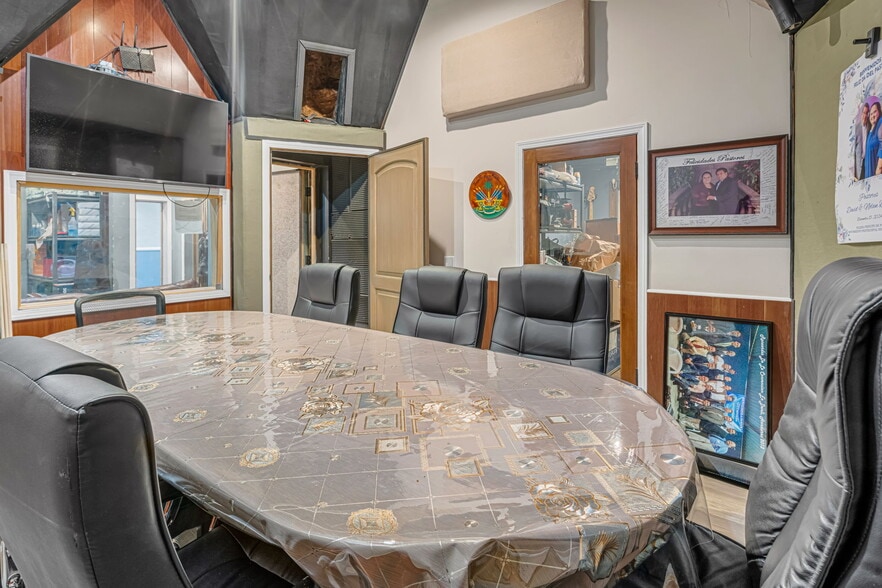 More Photos Of 1100 S Lorena St, Los Angeles Religious Facility For Sale