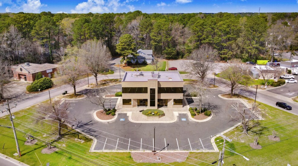 More Photos Of 200 Forest Hills Rd W, Wilson Bank For Sale