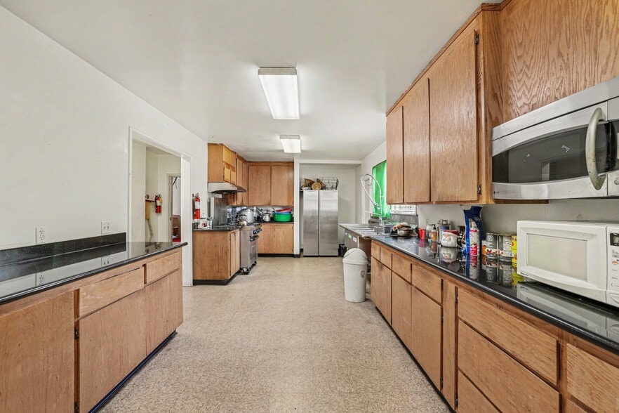 More Photos Of 1963 Carlson Blvd, Richmond Religious Facility For Sale