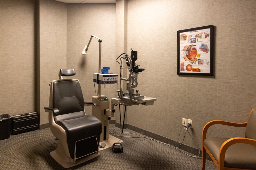 More Photos Of 120 Conner Dr, Chapel Hill Medical For Lease