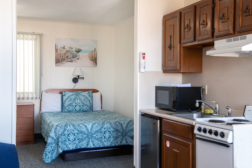 More Photos Of 1020 Boulevard, Seaside Heights Hotel For Sale
