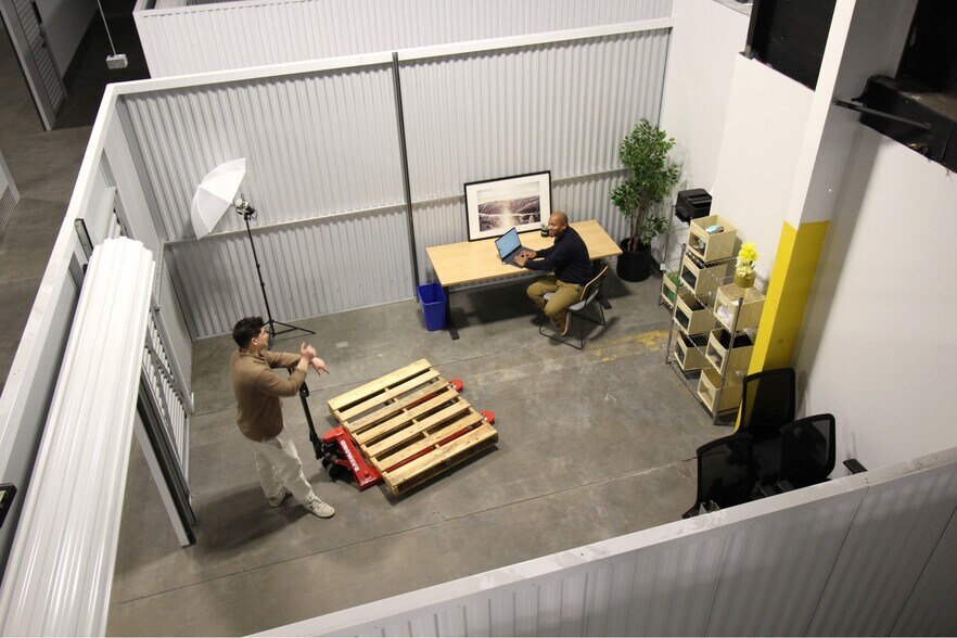 More Photos Of 5180 Fox St, Denver Warehouse For Lease