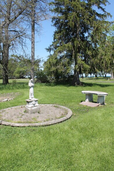 More Photos Of 7200 Lake Shore Rd, Derby Lodge Meeting Hall For Sale