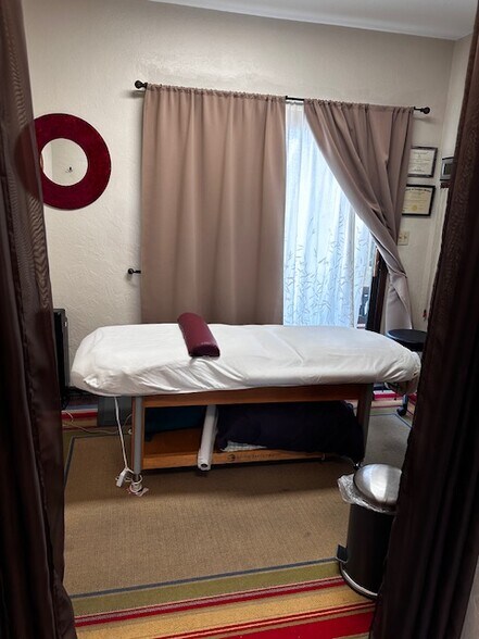 More Photos Of 190 NW Spanish River Blvd, Boca Raton Medical For Lease