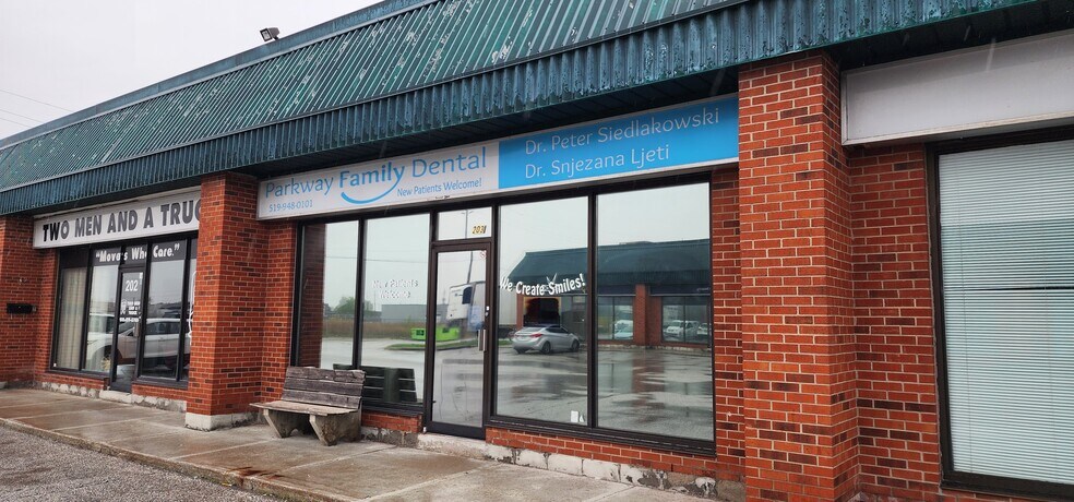 More Photos Of 2825-2885 Lauzon Pky, Windsor General Retail For Lease