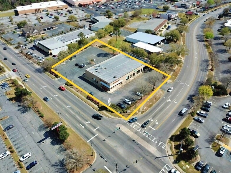 More Photos Of 1531 Baytree Rd, Valdosta Storefront Retail Office For Lease