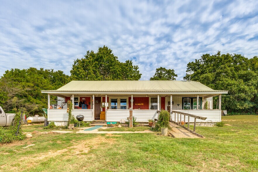 More Photos Of 1549 Starr Rd, Denison Land For Sale