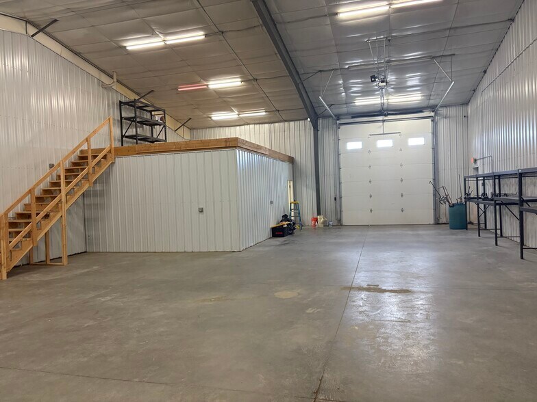 More Photos Of 5229 King Ave W, Billings Warehouse For Lease