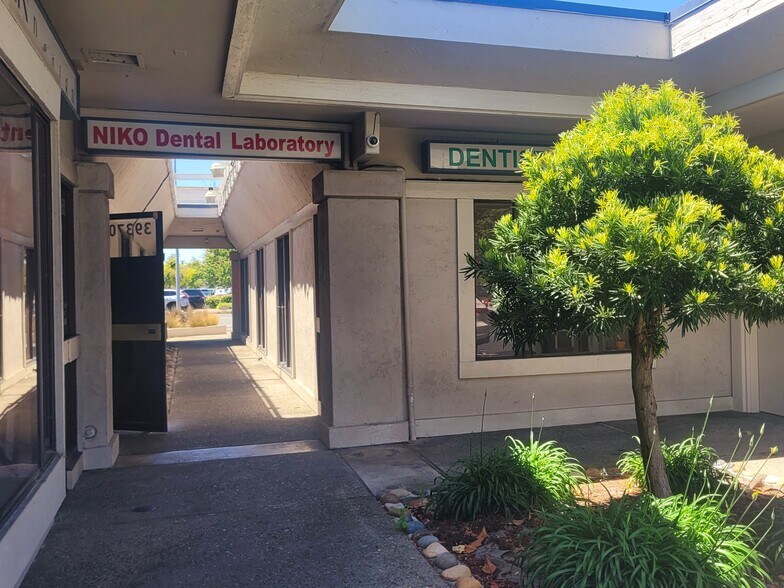 More Photos Of 39350-39374 Fremont Blvd, Fremont Office For Lease