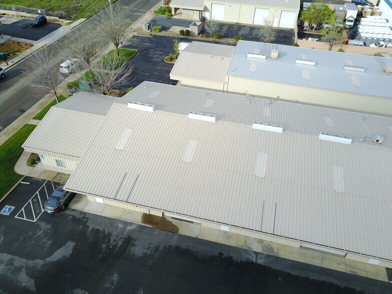 More Photos Of 2482 Progress Dr, Redding Manufacturing For Sale