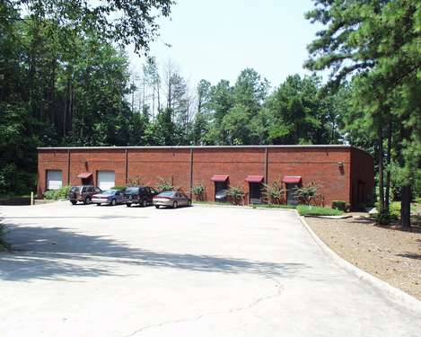 More Photos Of 1800 MacArthur Blvd NW, Atlanta Warehouse For Lease