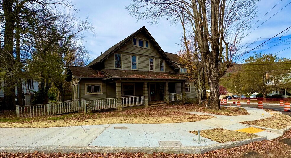Primary Photo Of 99 Walnut St, Waynesville Office Residential For Sale