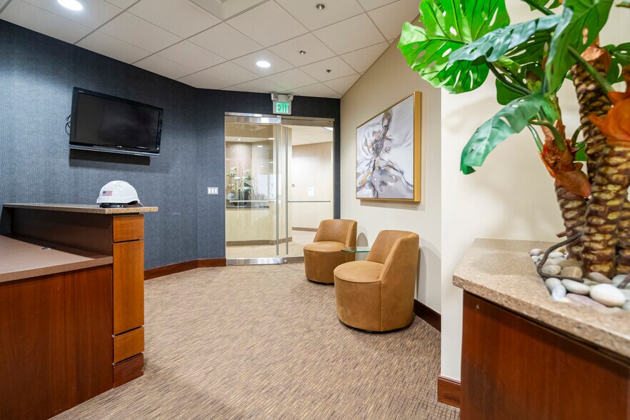 More Photos Of 7230 Lee Deforest Dr, Columbia Office For Lease