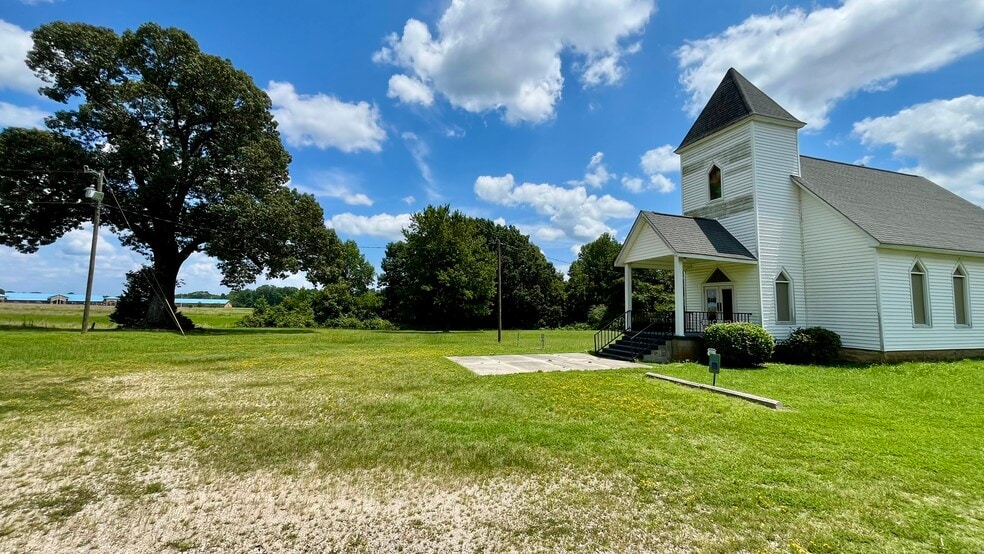 More Photos Of 101 Carmel Ridge Rd, Henderson Religious Facility For Sale