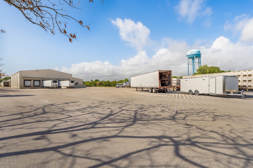 More Photos Of 2600 45th St, Vero Beach Food Processing For Sale