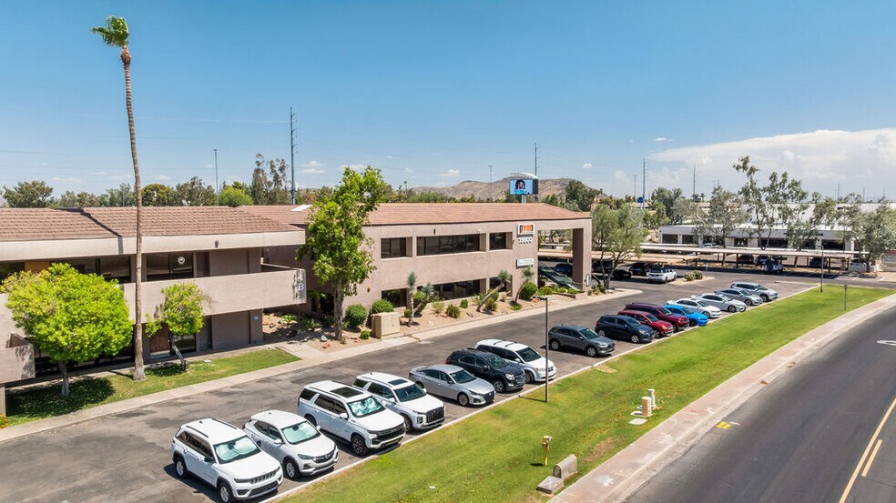 More Photos Of 15600-15650 N Black Canyon Hwy, Phoenix Office For Lease