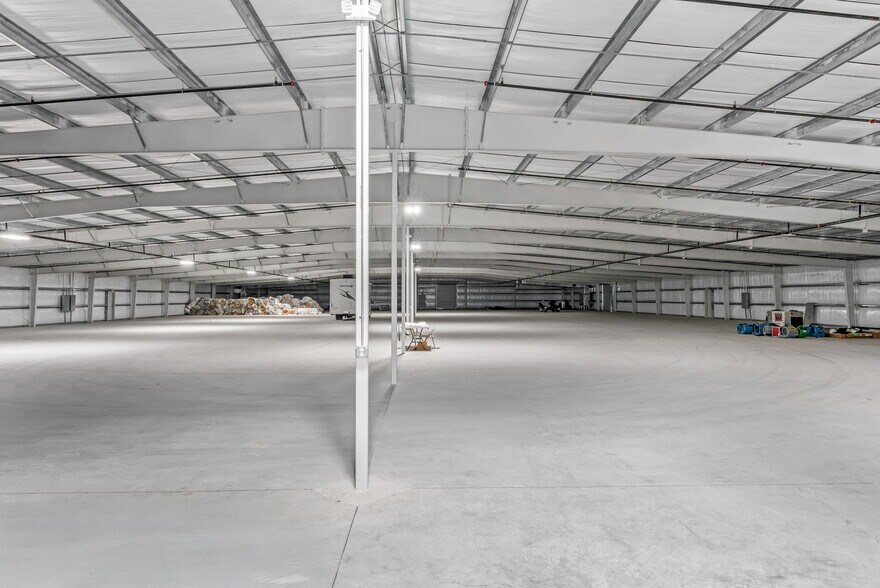 More Photos Of 10012 State Road 52, Hudson General Retail For Sale