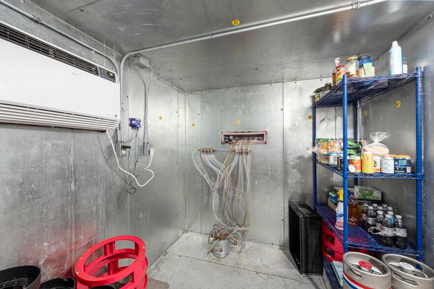 More Photos Of 18541 Mueschke Rd, Cypress Restaurant For Sale