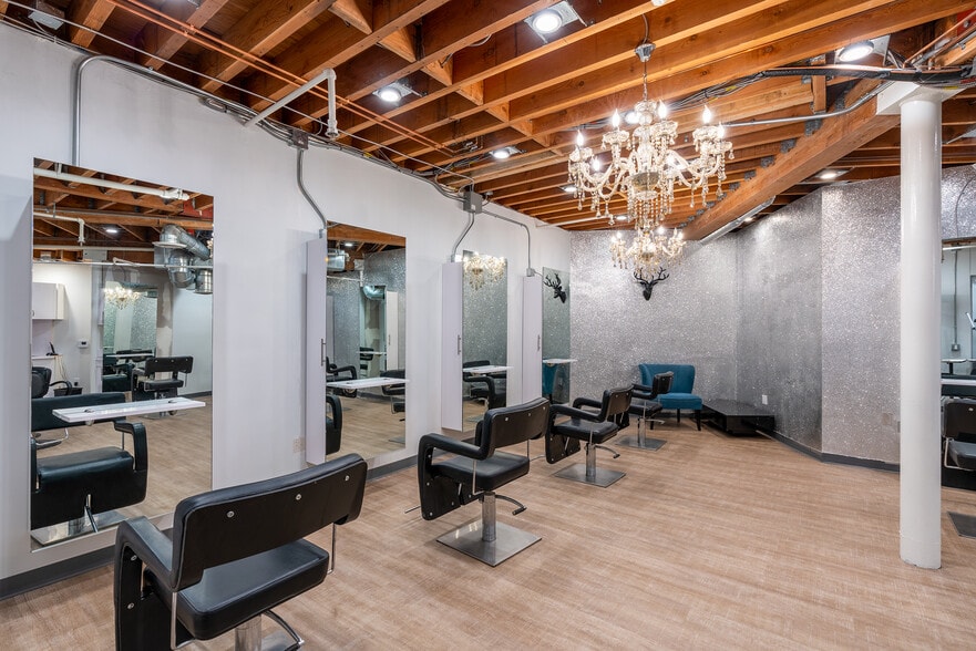 More Photos Of 7301 Girard Ave, La Jolla Medical For Lease