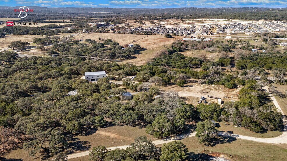 More Photos Of 39 Scenic Loop Rd, Boerne Office Residential For Lease