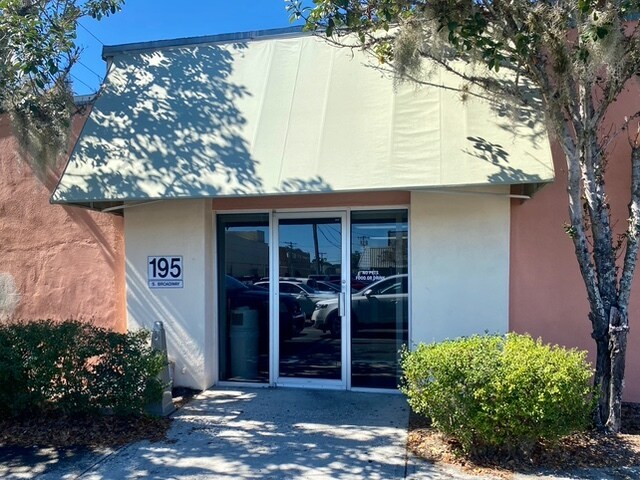 More Photos Of 255 W Main St, Bartow Office For Sale