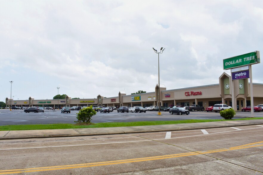 More Photos Of 1711-1927 Garth Rd, Baytown Unknown For Lease