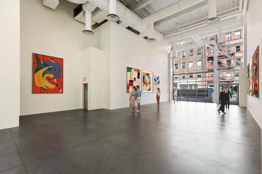 More Photos Of 508 W 20th St, New York Storefront For Lease