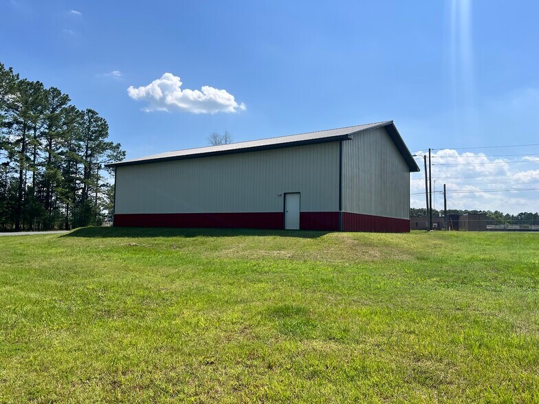 More Photos Of 510 Lillys Bridge Rd, Mount Gilead Flex For Sale
