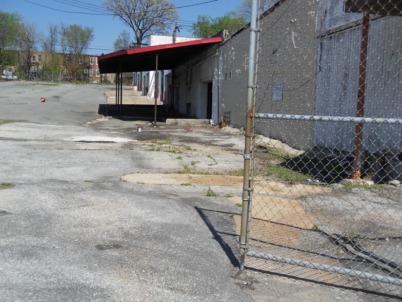 More Photos Of 4101-4121 Reisterstown Rd, Baltimore Freestanding For Sale