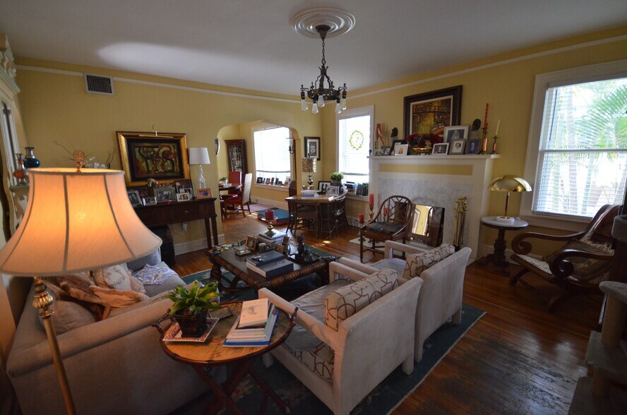 More Photos Of 334 NE 26th Ter, Miami Specialty For Sale