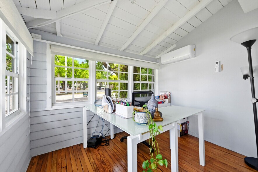 More Photos Of , Delray Beach Office For Sale