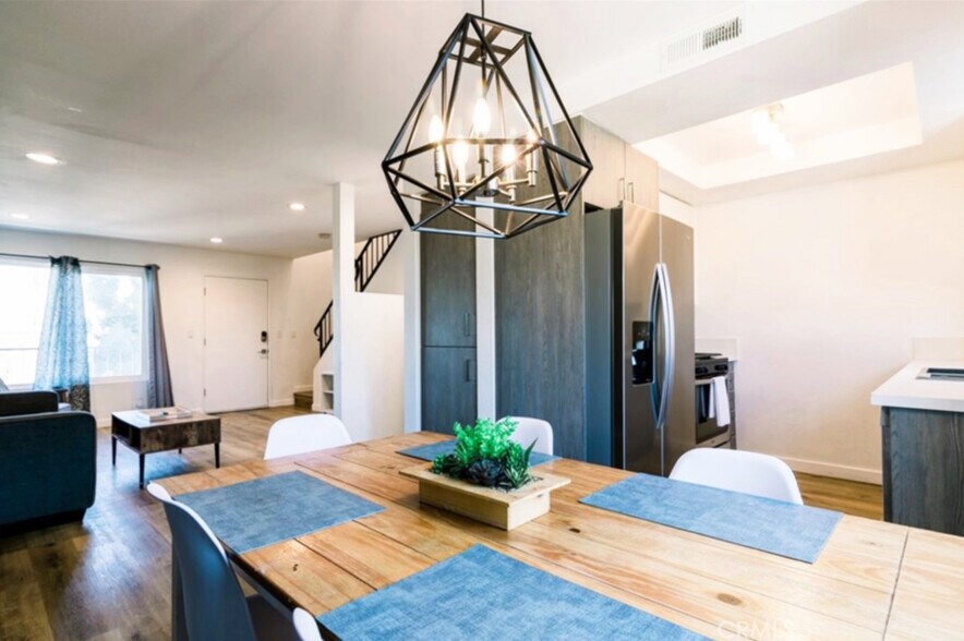 More Photos Of 110 S Eucalyptus Ave, Inglewood Apartments For Sale