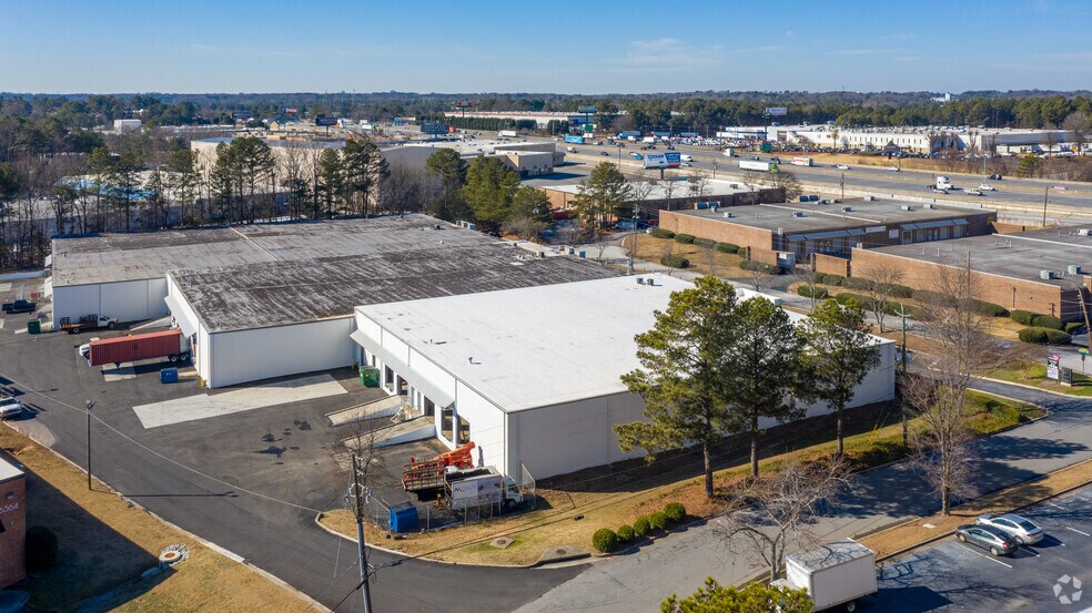 More Photos Of 6552-6572 Interstate Ct, Norcross Distribution For Lease