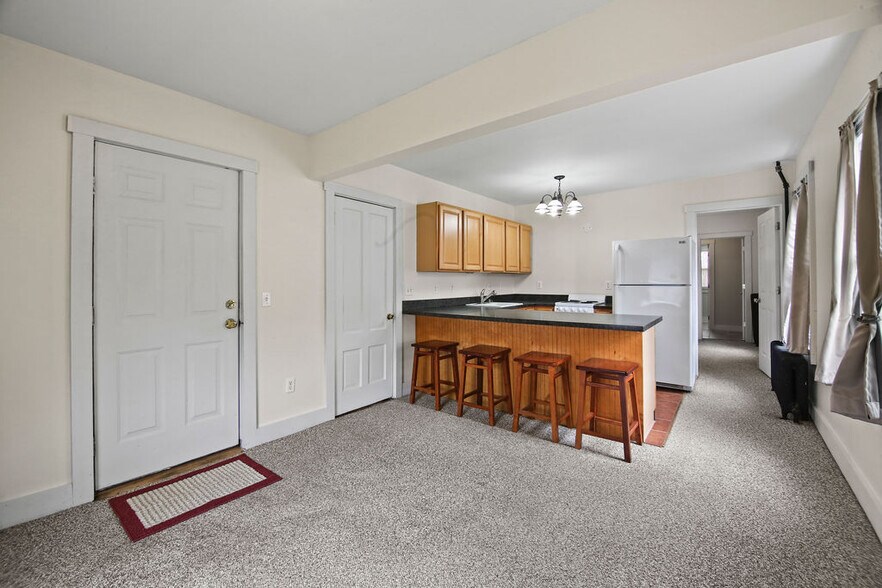 More Photos Of 18 Elm St, Rocky Hill Office Residential For Sale