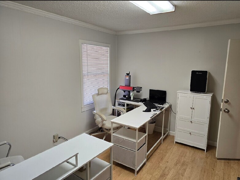 More Photos Of 3117 El Camino Ave, Sacramento Loft Creative Space For Lease