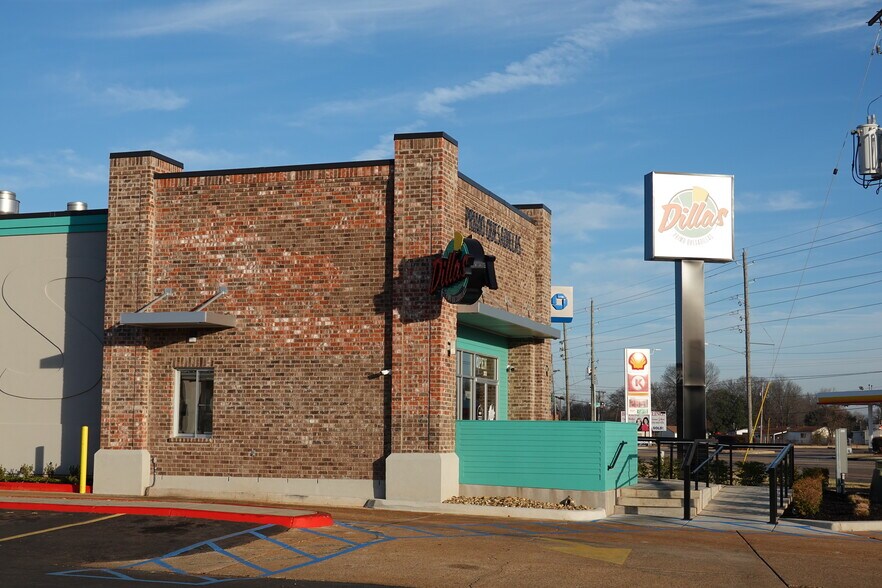 More Photos Of 2001 Airline Dr, Bossier City Unknown For Lease