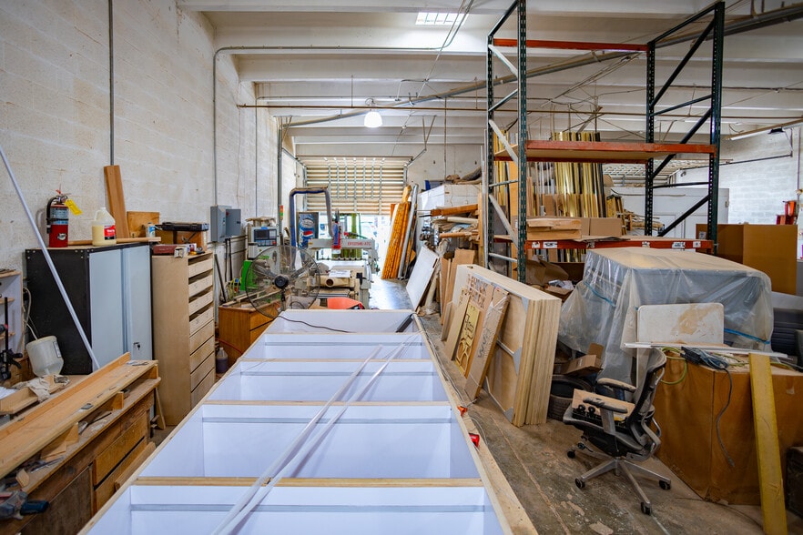 More Photos Of 7313 NW 56th St, Miami Warehouse For Sale