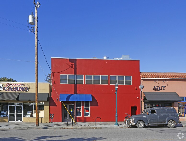 More Photos Of 711 Pacific Ave, Santa Cruz Restaurant For Lease