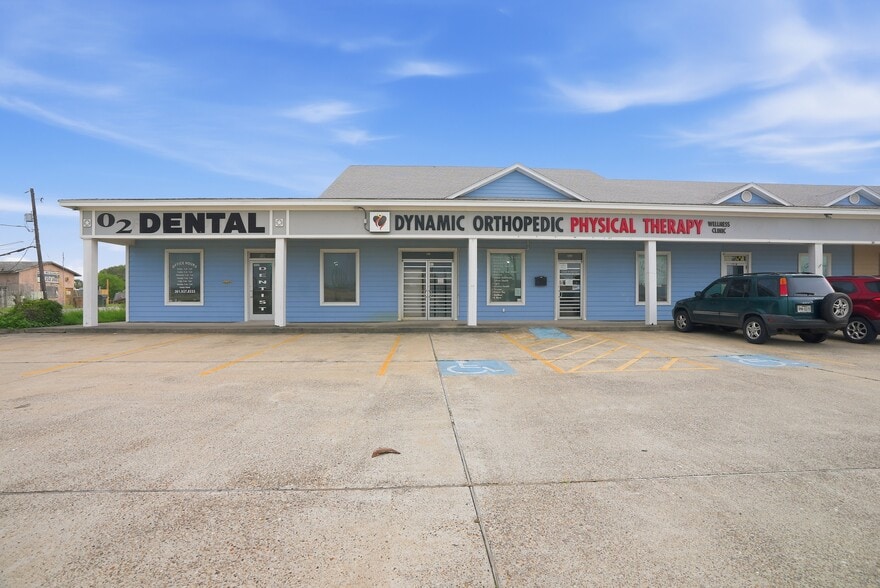 More Photos Of 9929 S Padre Island Dr, Corpus Christi Storefront For Sale