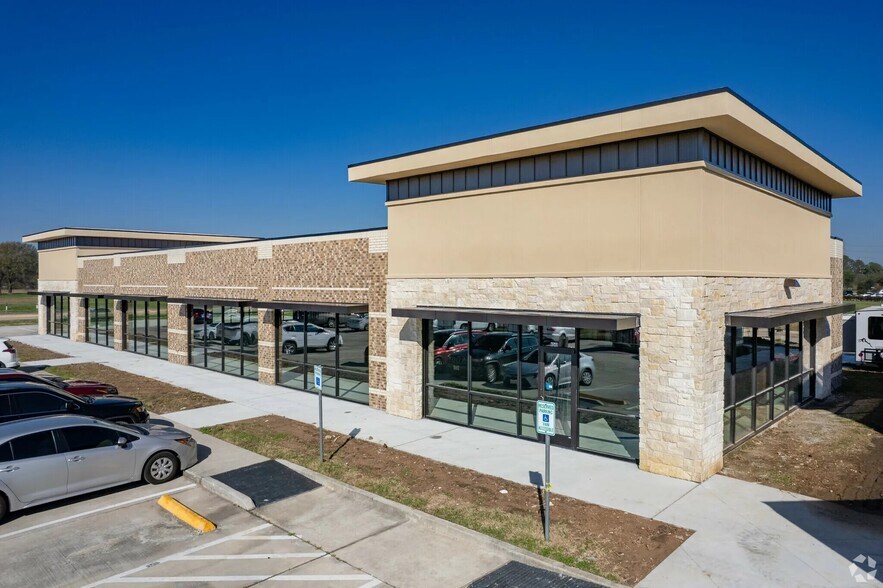 More Photos Of 4544 Spring Stuebner Rd, Spring Medical For Lease