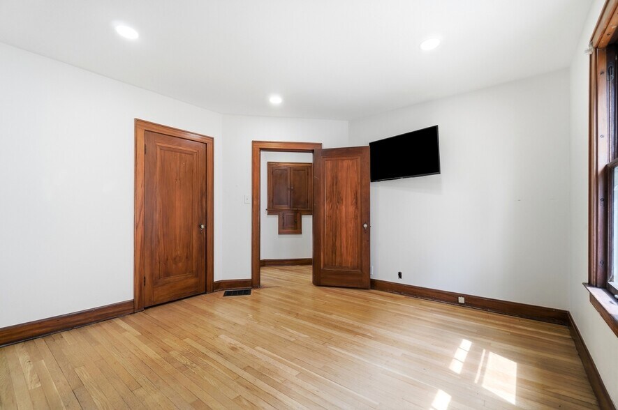 More Photos Of 4094 Broadway, Grove City Land For Lease