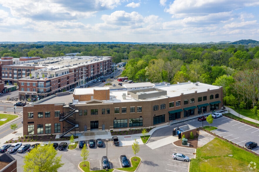 More Photos Of 99 E Main St, Franklin Office For Lease