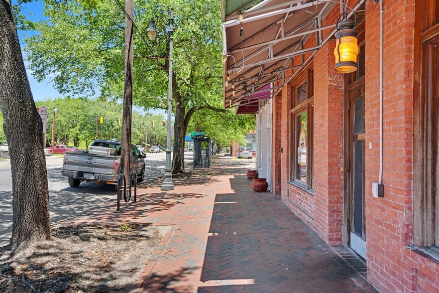 More Photos Of 512-514 Martin Luther King Jr Blvd, Savannah Storefront Retail Residential For Lease