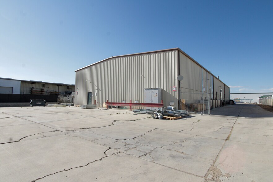 More Photos Of 16224 Koala Rd, Adelanto Warehouse For Sale