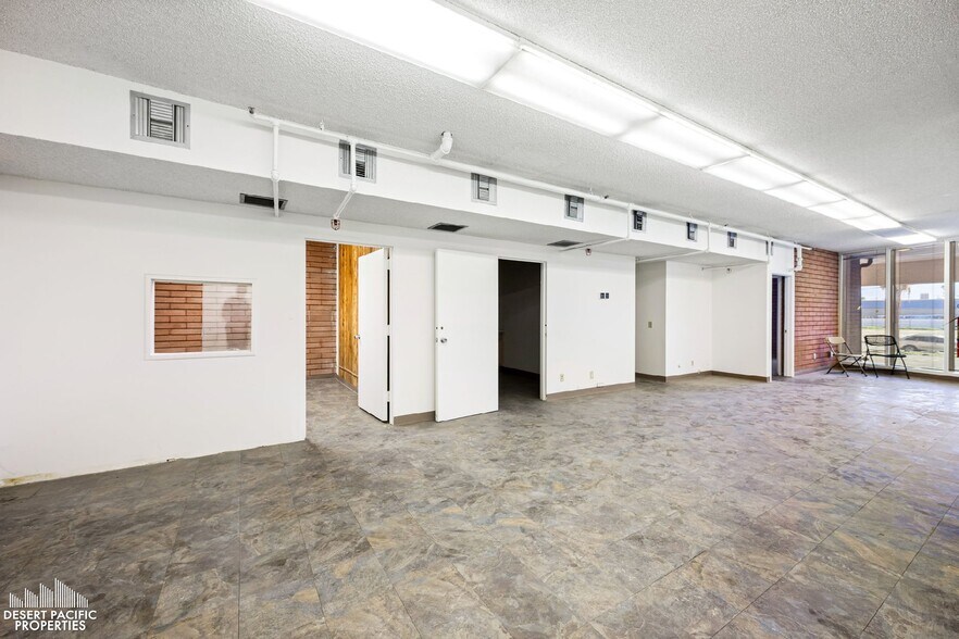 More Photos Of 45585 Commerce St, Indio Warehouse For Sale