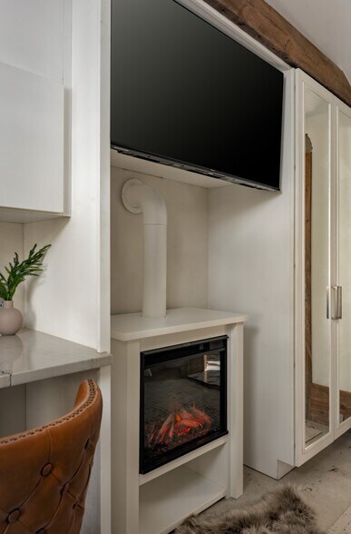 More Photos Of 182 Woodberry Rd Sw, Meadows Of Dan Hotel For Sale