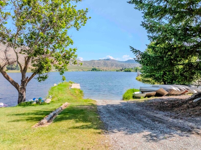 More Photos Of 10 McCammon Rd, Tonasket Hotel For Sale